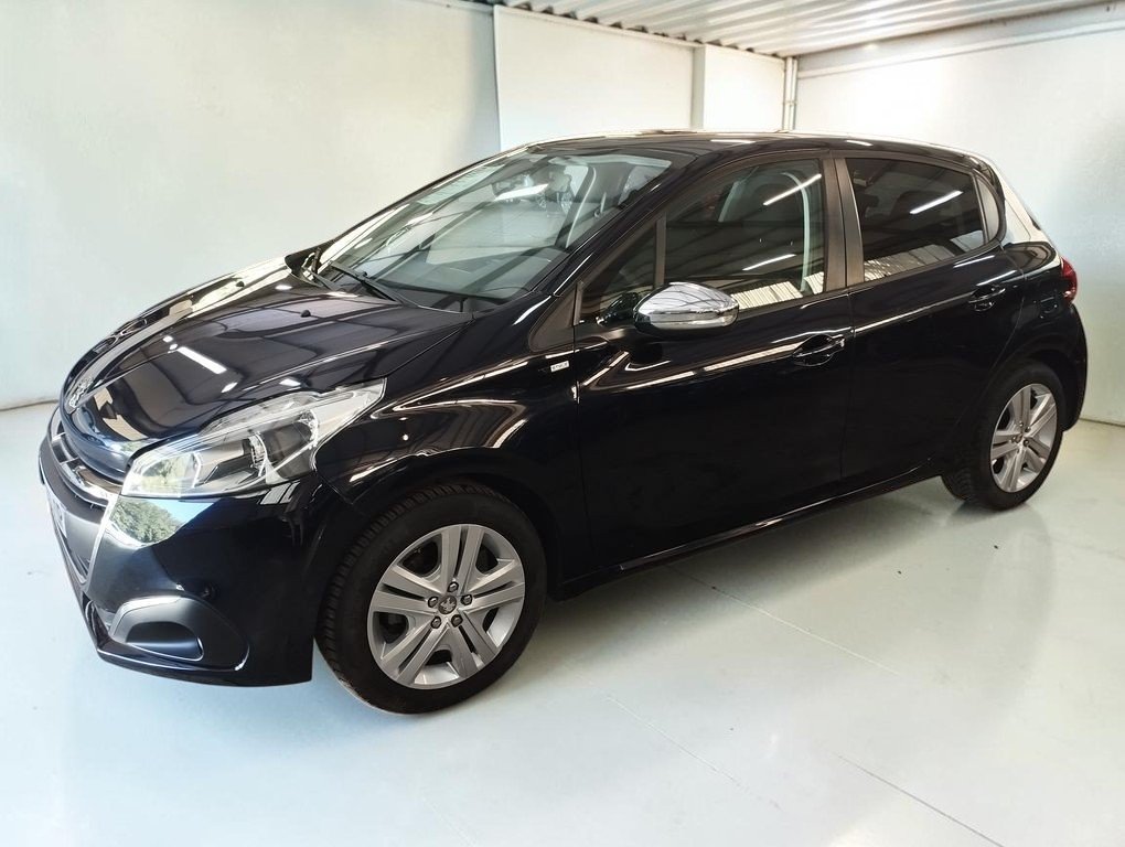 Peugeot 208 - Photo 6