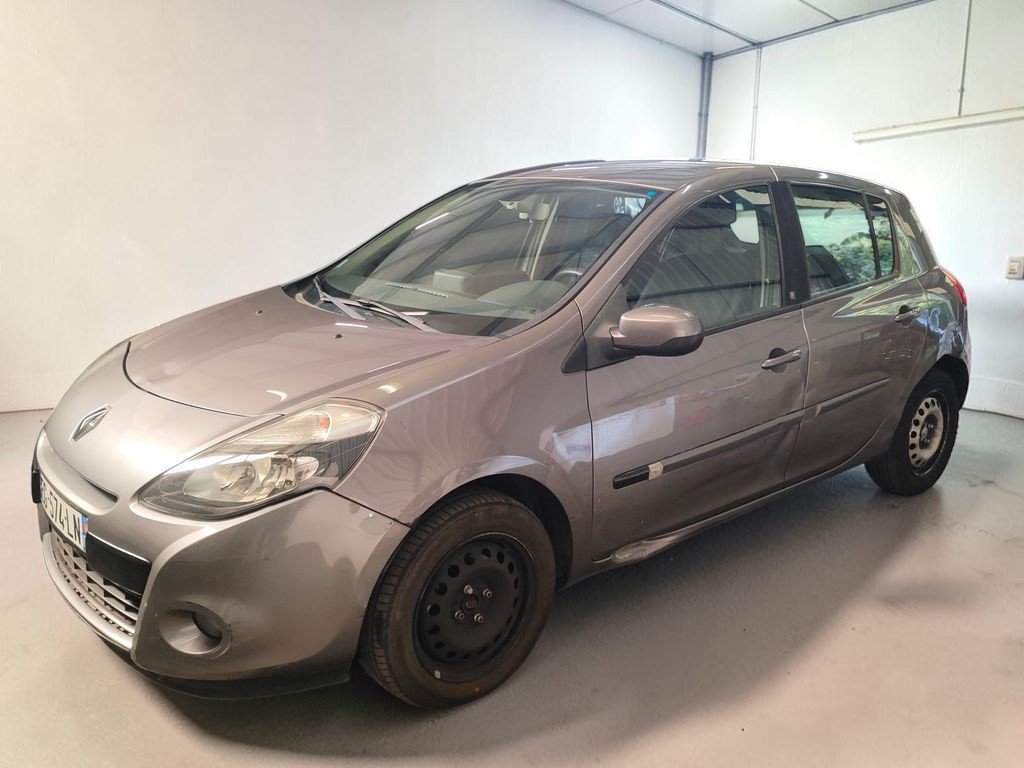 Renault Clio - Photo 4