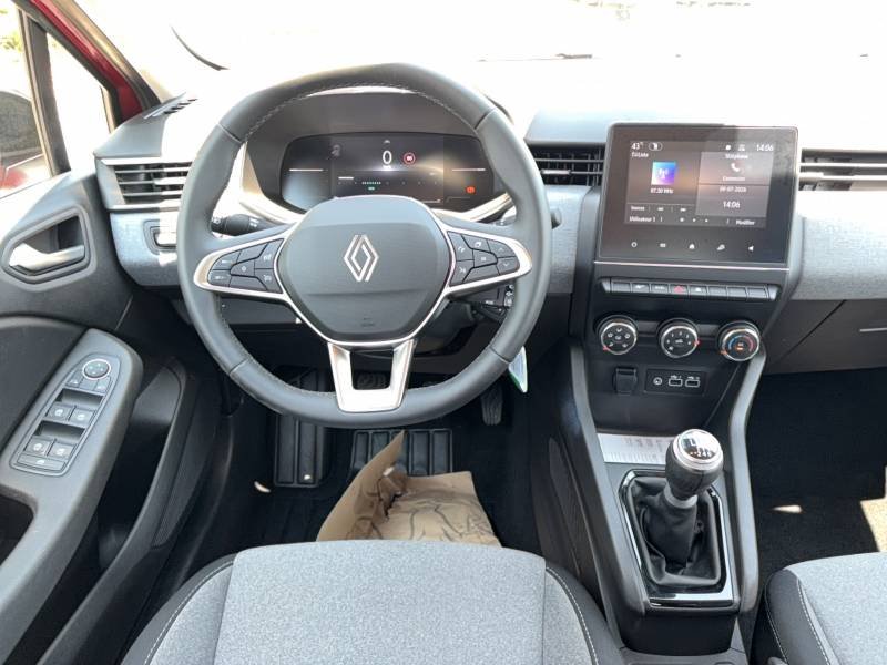 Renault Clio - Photo 15