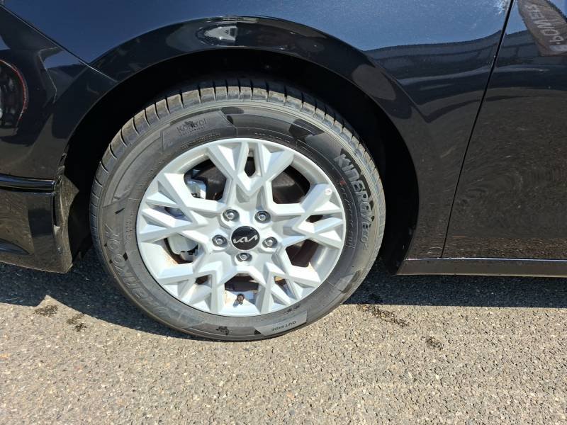 Kia CEED - Photo 18