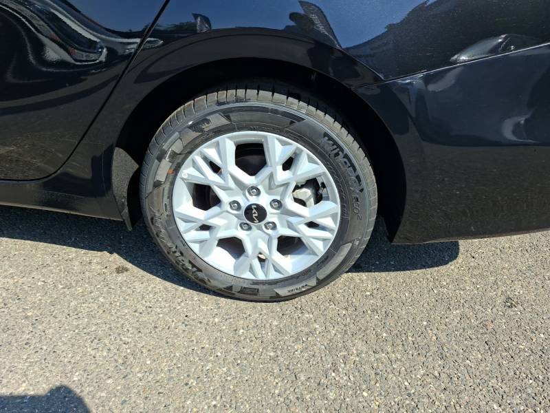 Kia CEED - Photo 19