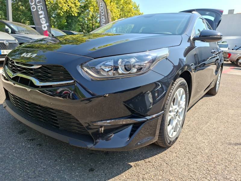 Kia CEED - Photo 22