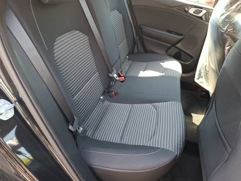 Kia CEED - Photo 46