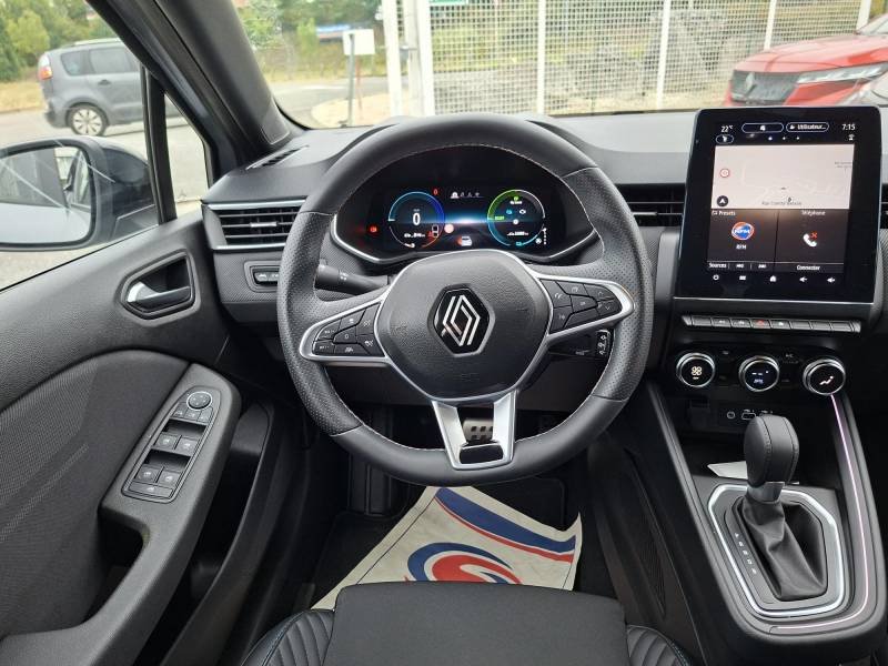 Renault Clio - Photo 24