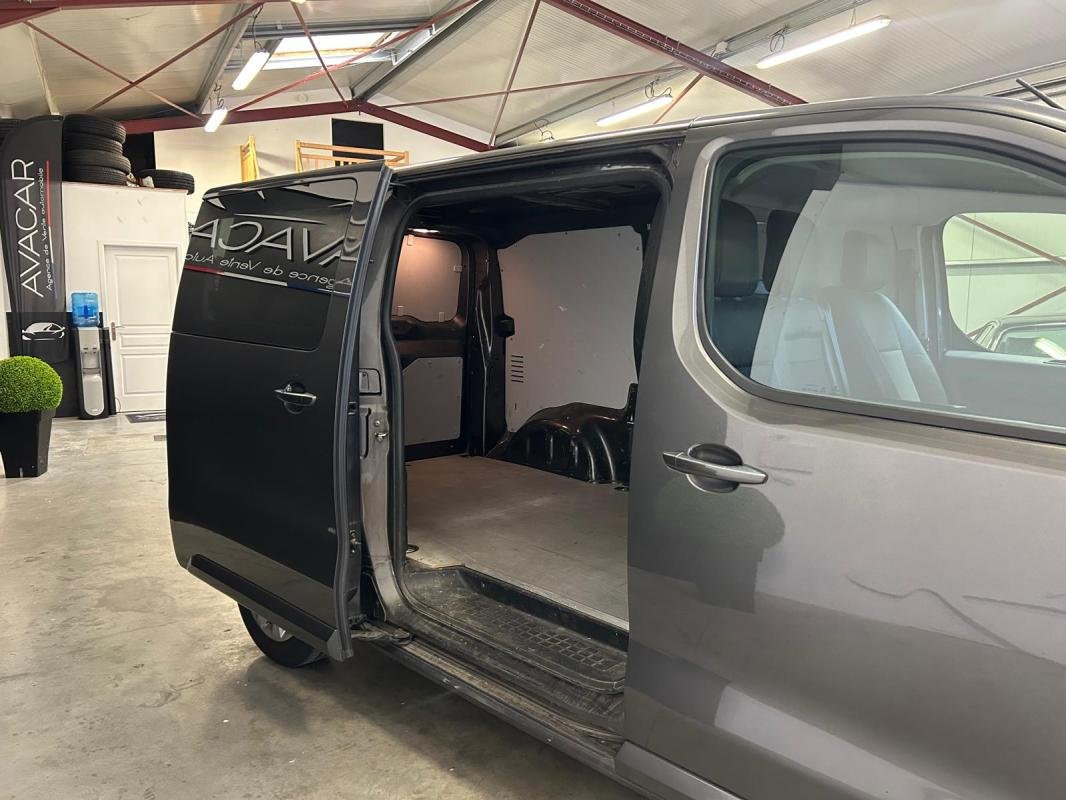 Citroën Jumpy - Photo 16