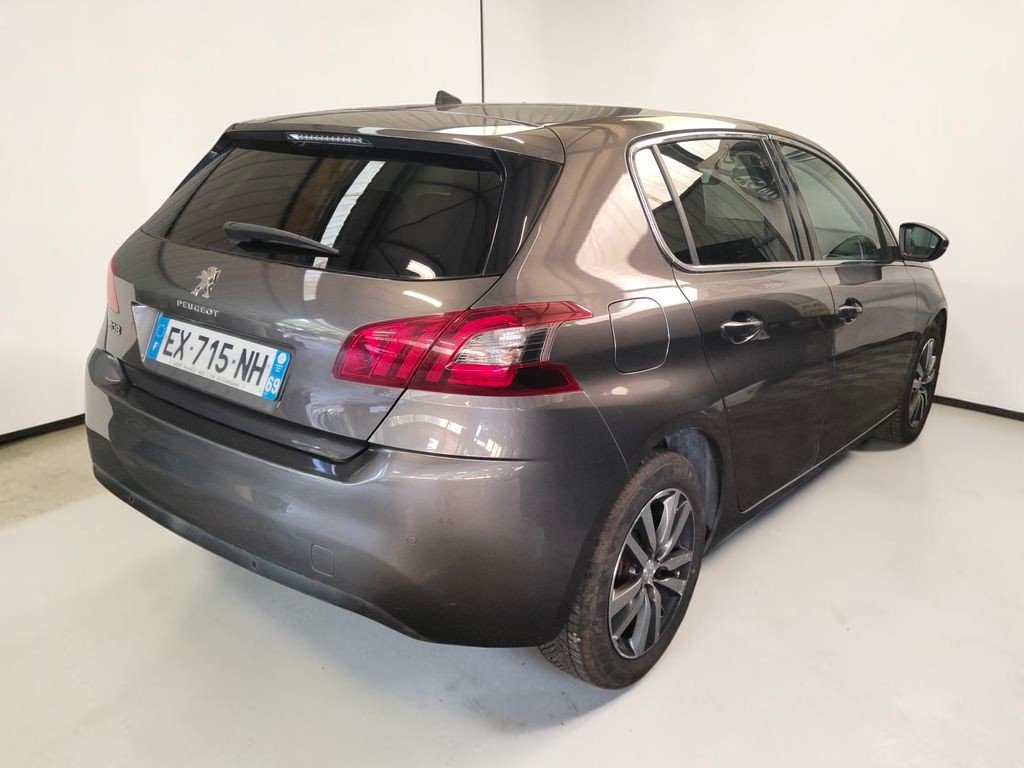 Peugeot 308 - Photo 2