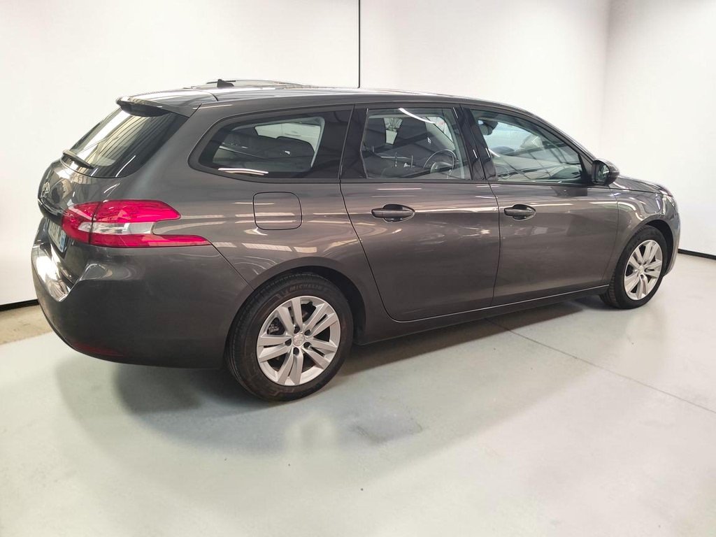 Peugeot 308 SW - Photo 7