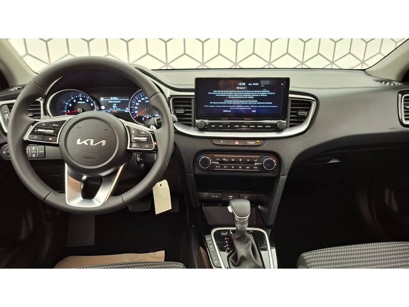 Kia CEED - Photo 11