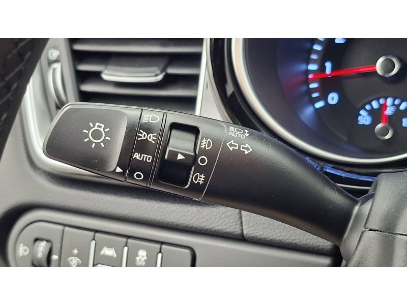 Kia CEED - Photo 23