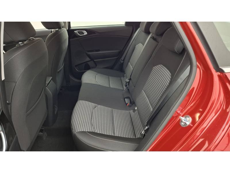 Kia CEED - Photo 36