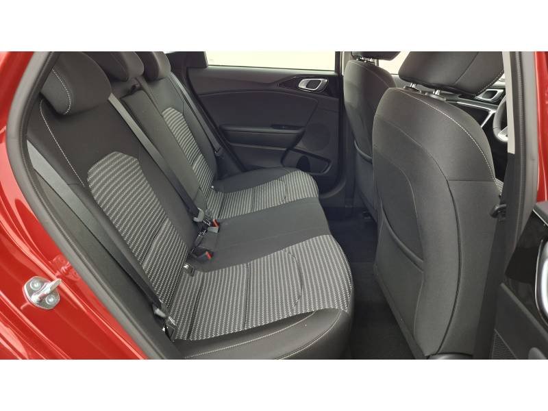 Kia CEED - Photo 48