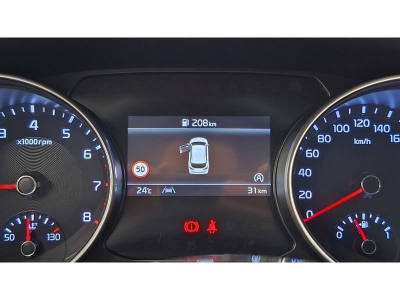 Kia CEED - Photo 23