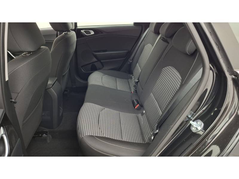 Kia CEED - Photo 34