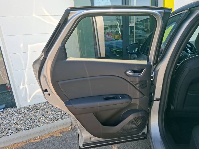 Renault Captur - Photo 18