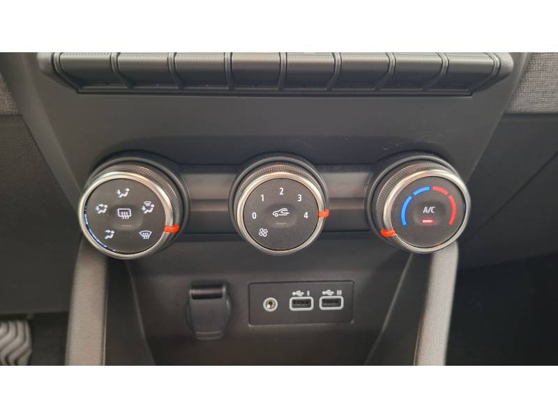 Renault Clio - Photo 20