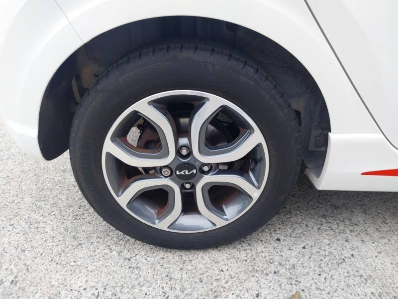 Kia Picanto - Photo 35