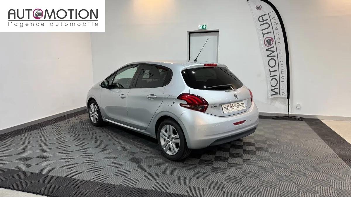 Peugeot 208 - Photo 7
