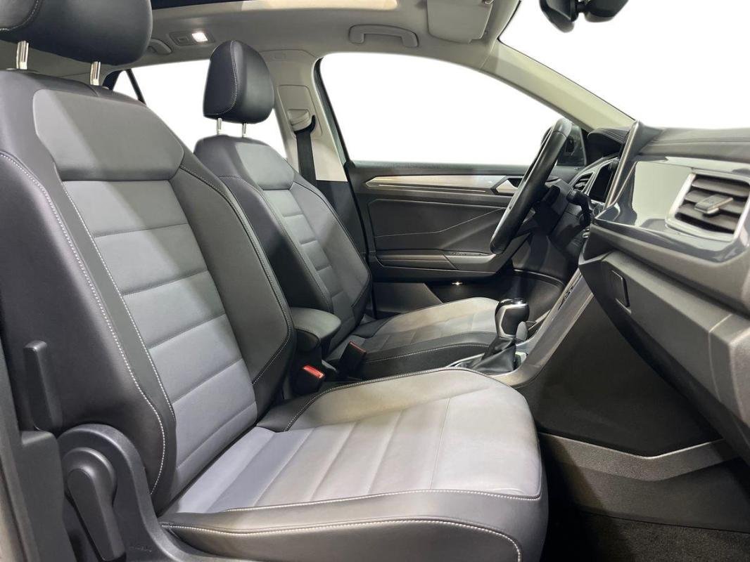 Volkswagen T-Roc - Photo 13