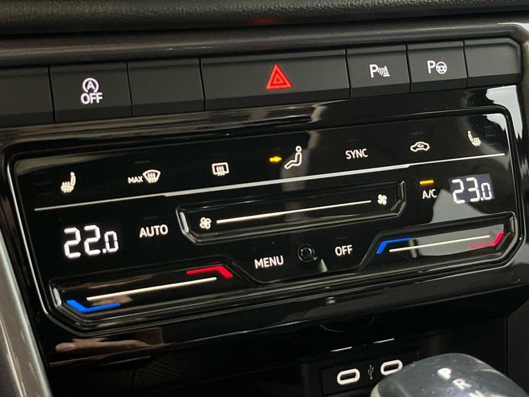Volkswagen T-Roc - Photo 19