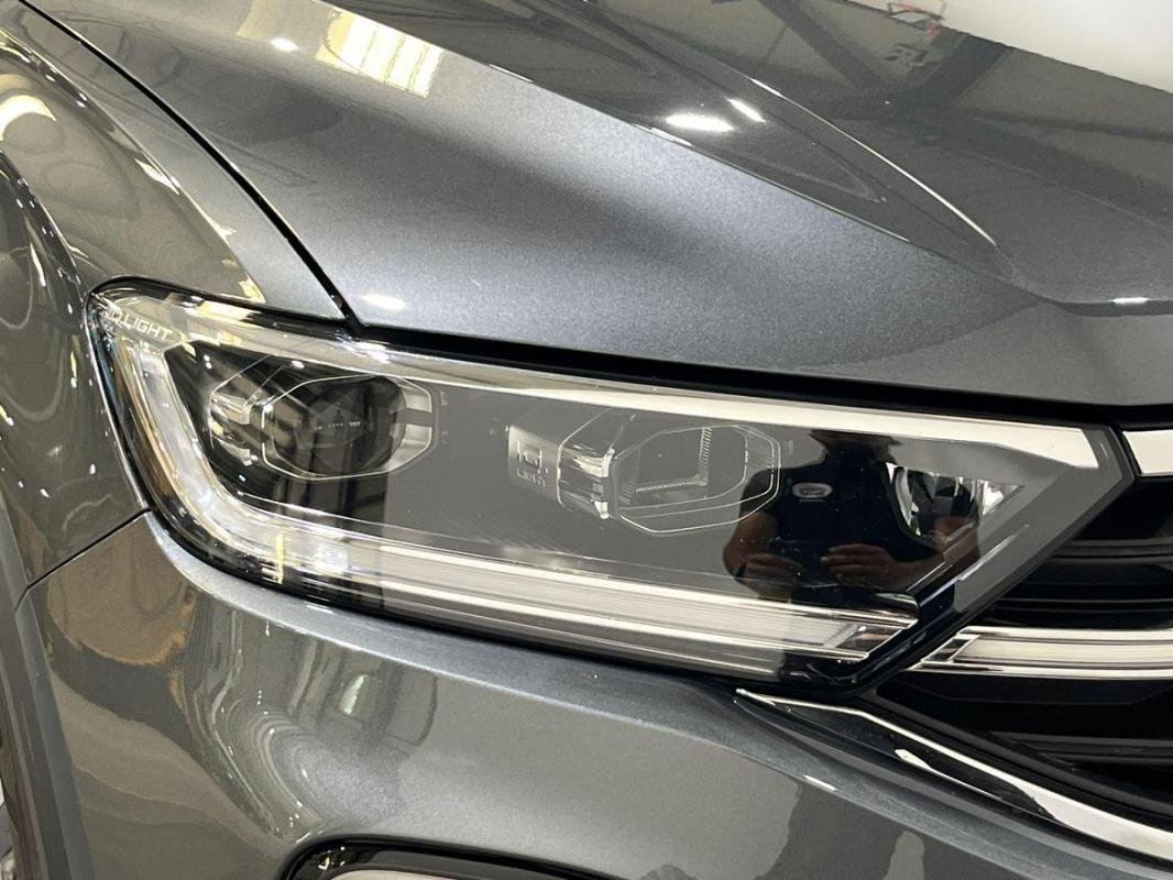 Volkswagen T-Roc - Photo 25