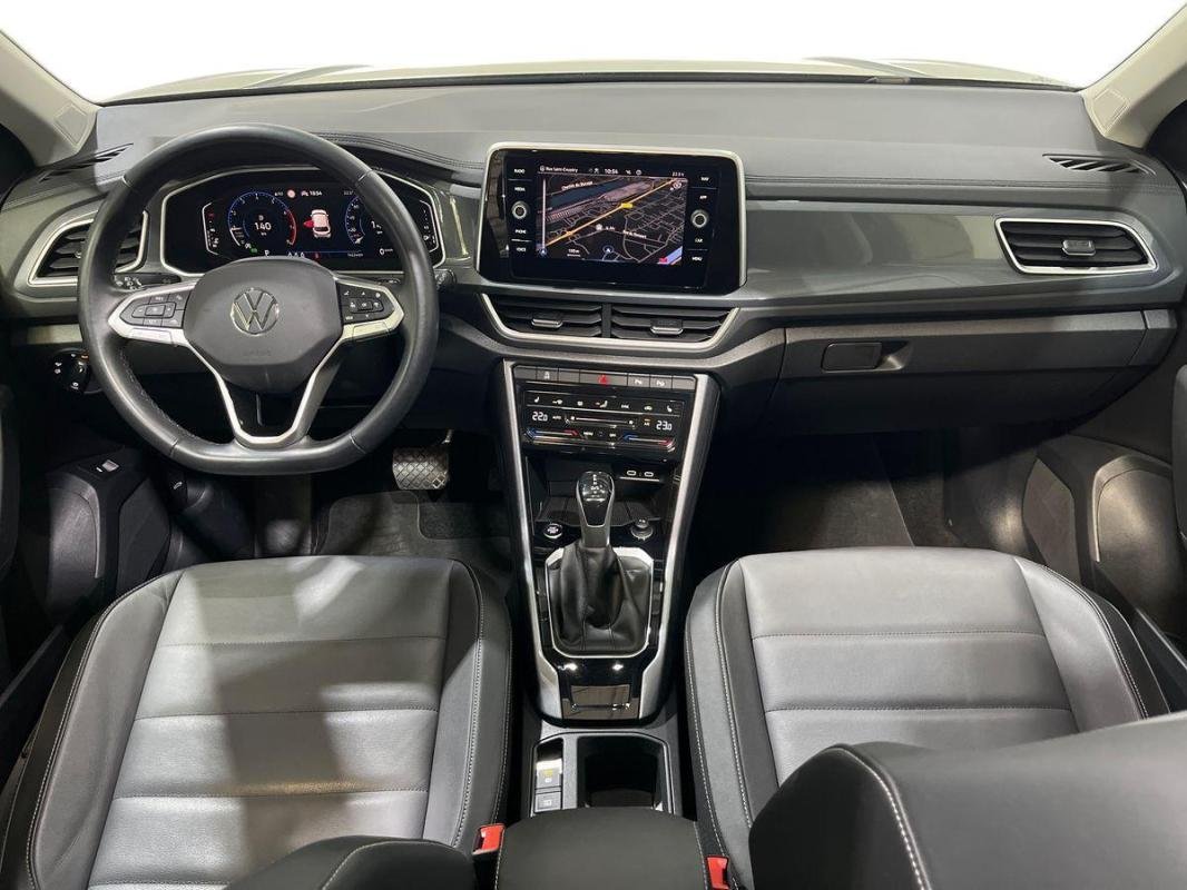 Volkswagen T-Roc - Photo 8