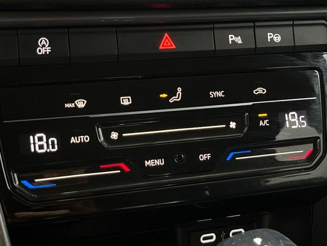 Volkswagen T-Roc - Photo 19
