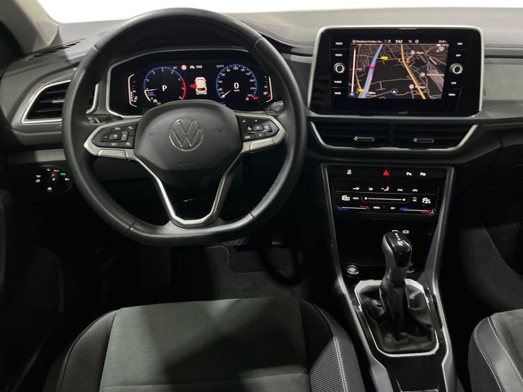 Volkswagen T-Roc - Photo 24