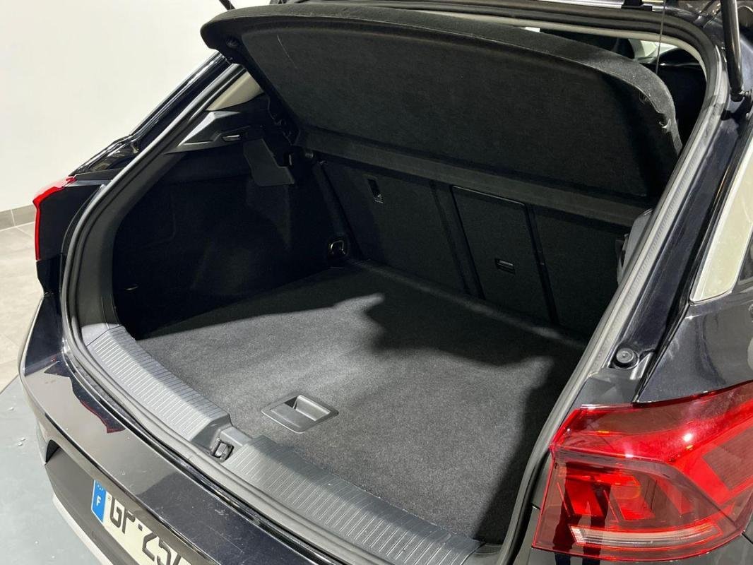 Volkswagen T-Roc - Photo 32