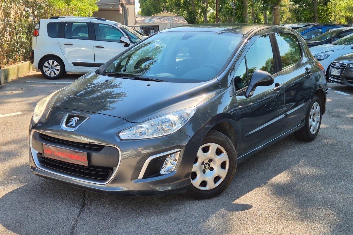 Peugeot 308 - Photo 1