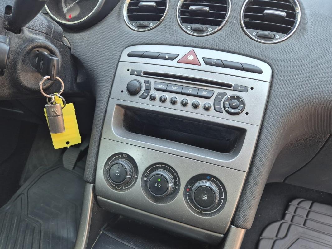 Peugeot 308 - Photo 7