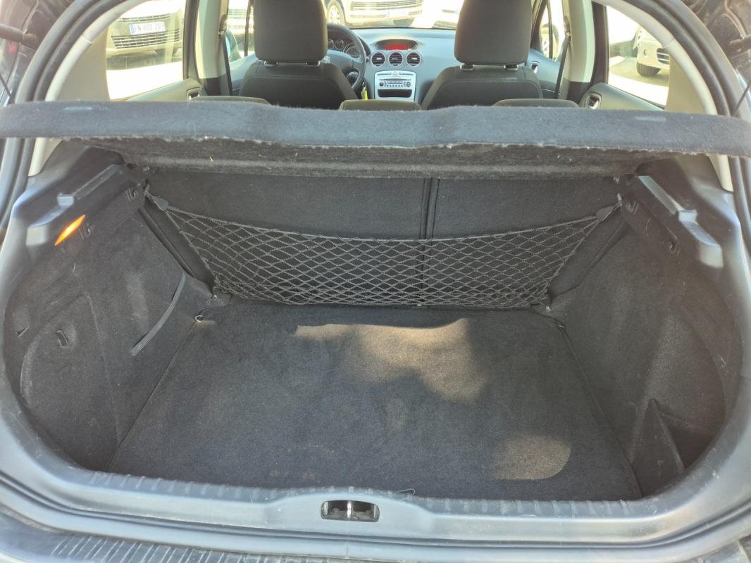 Peugeot 308 - Photo 9