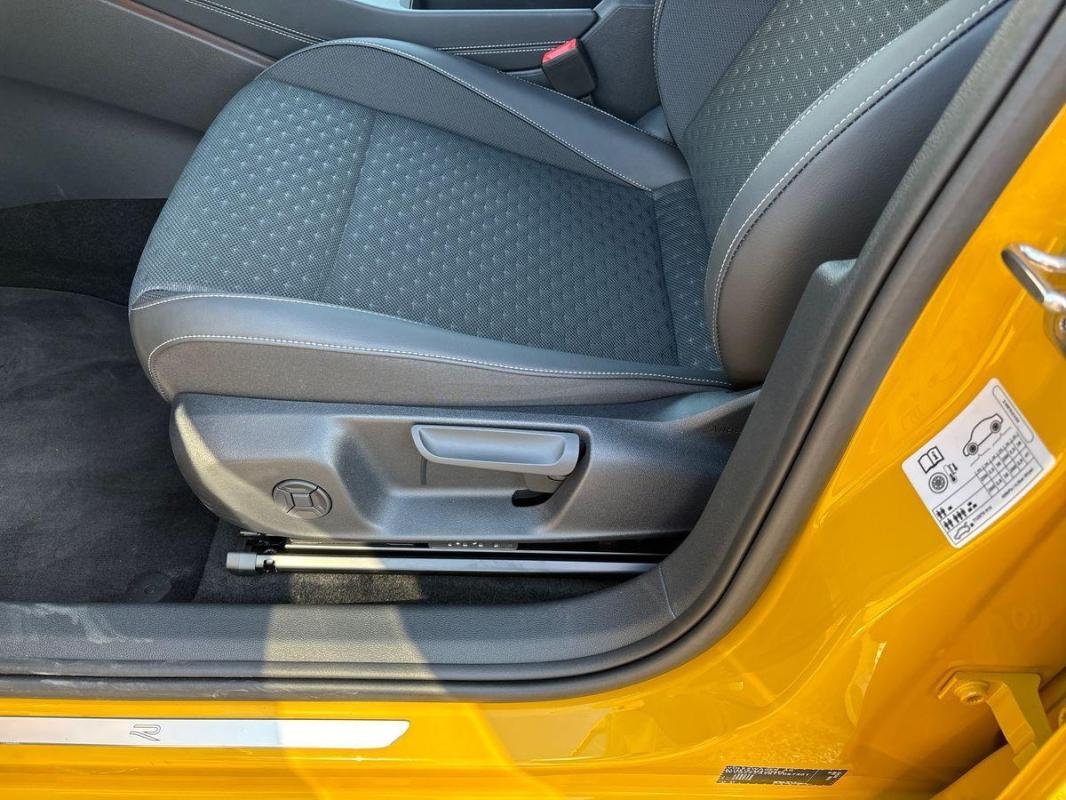 Volkswagen T-Roc - Photo 14