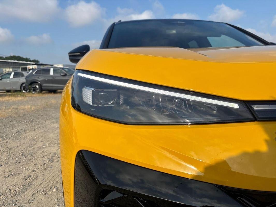 Volkswagen T-Roc - Photo 25