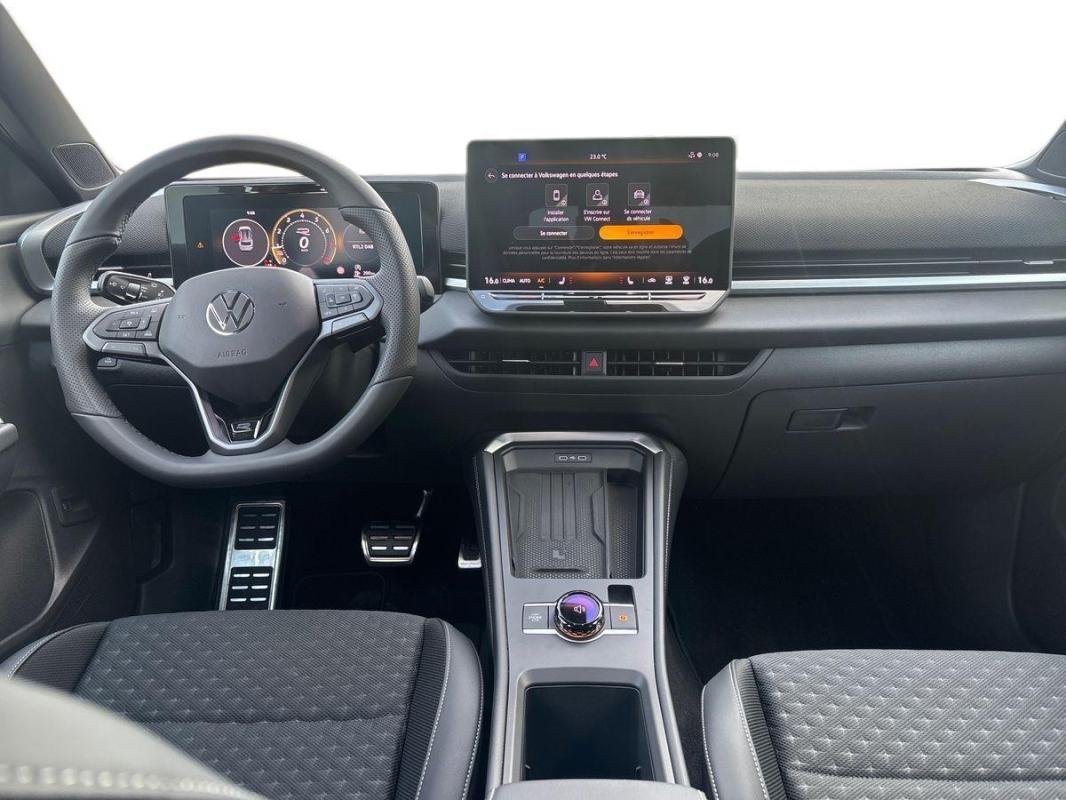Volkswagen T-Roc - Photo 8