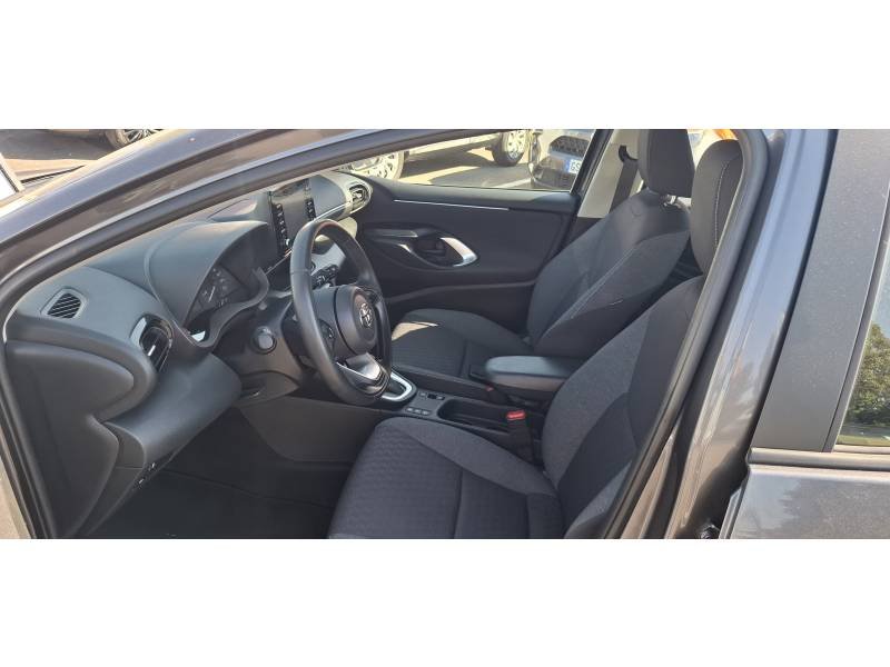 Toyota Yaris - Photo 13