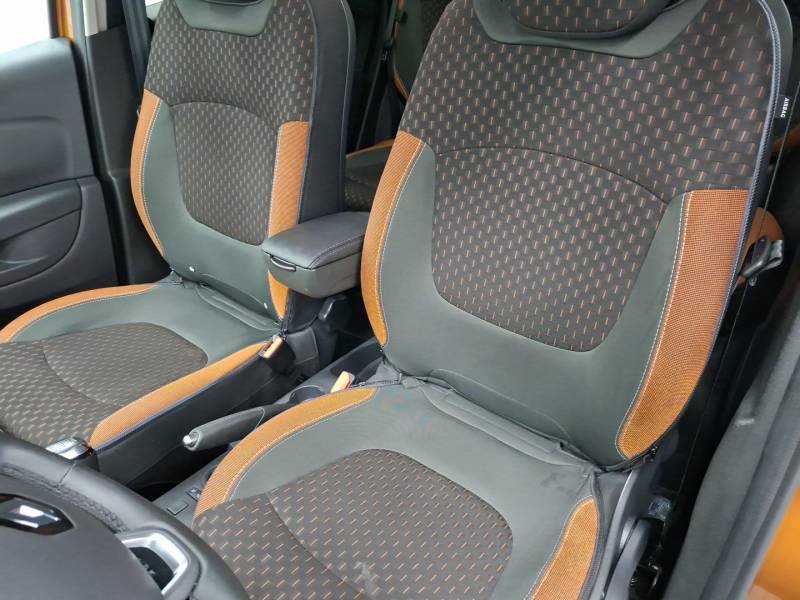 Renault Captur - Photo 12