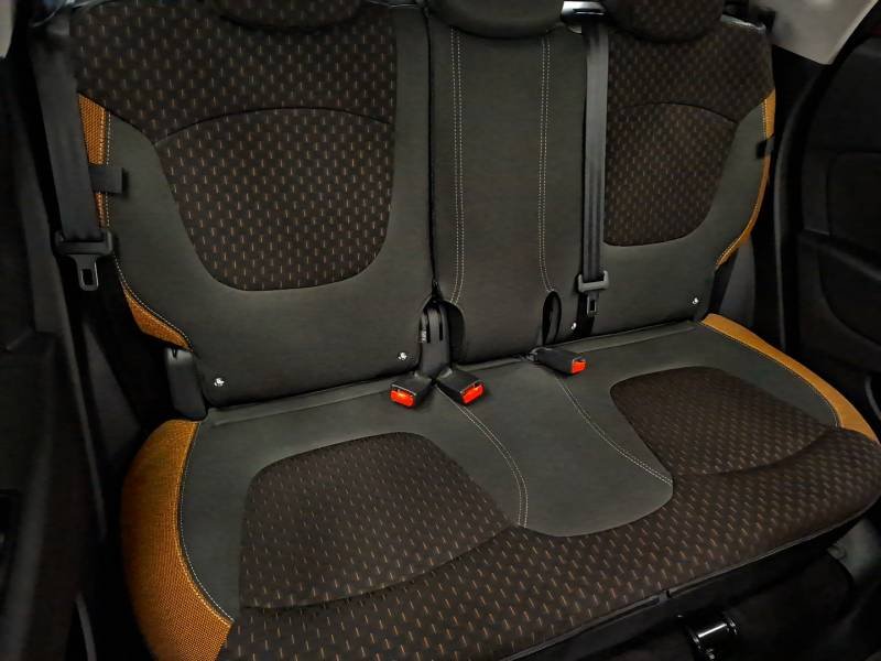 Renault Captur - Photo 16