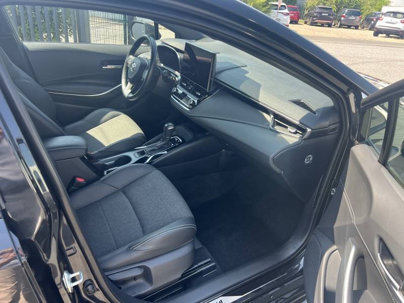 Toyota Corolla - Photo 12