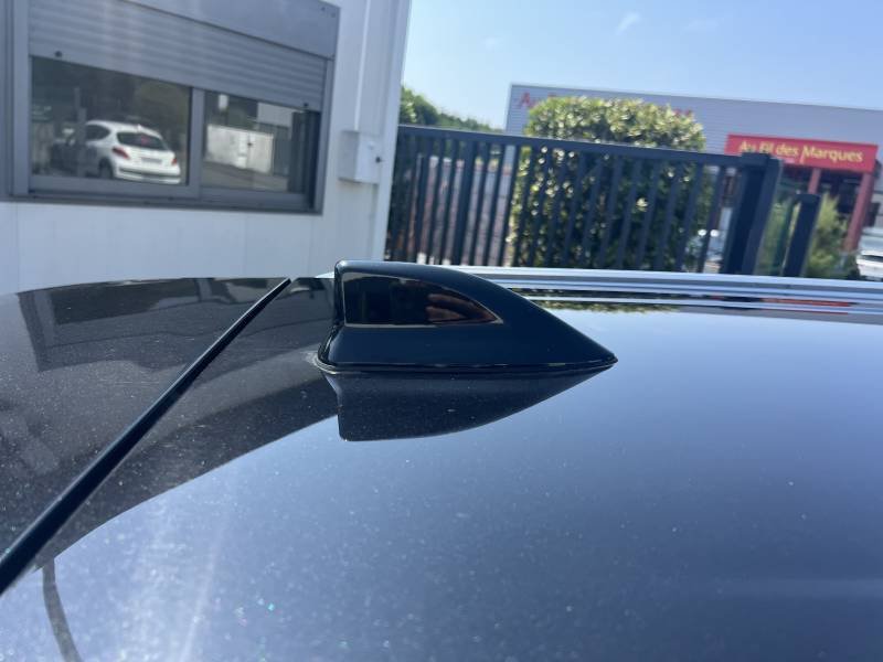 Toyota Corolla - Photo 13