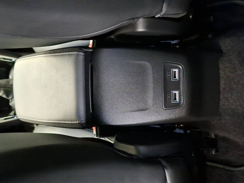 Peugeot 2008 - Photo 38