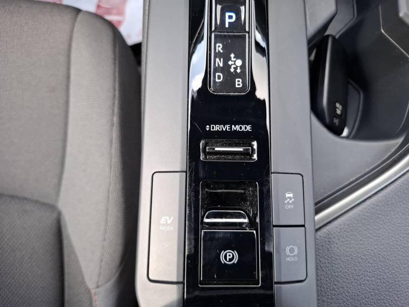 Toyota C-HR - Photo 18