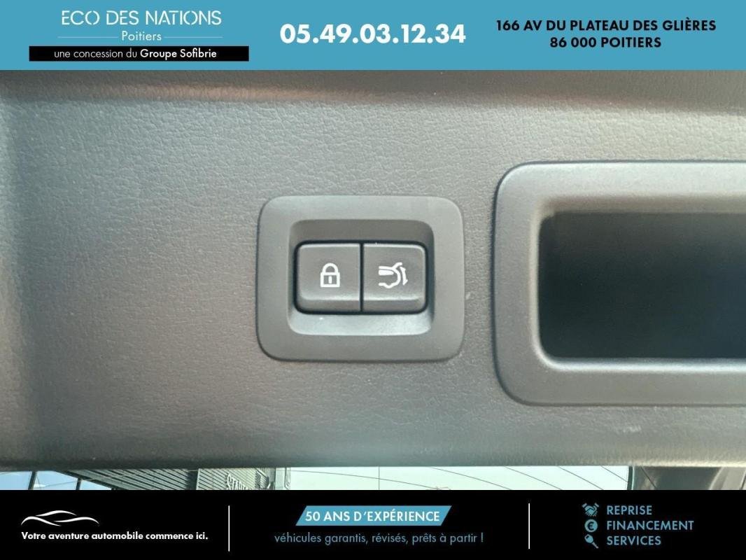 Mazda CX-30 - Photo 20