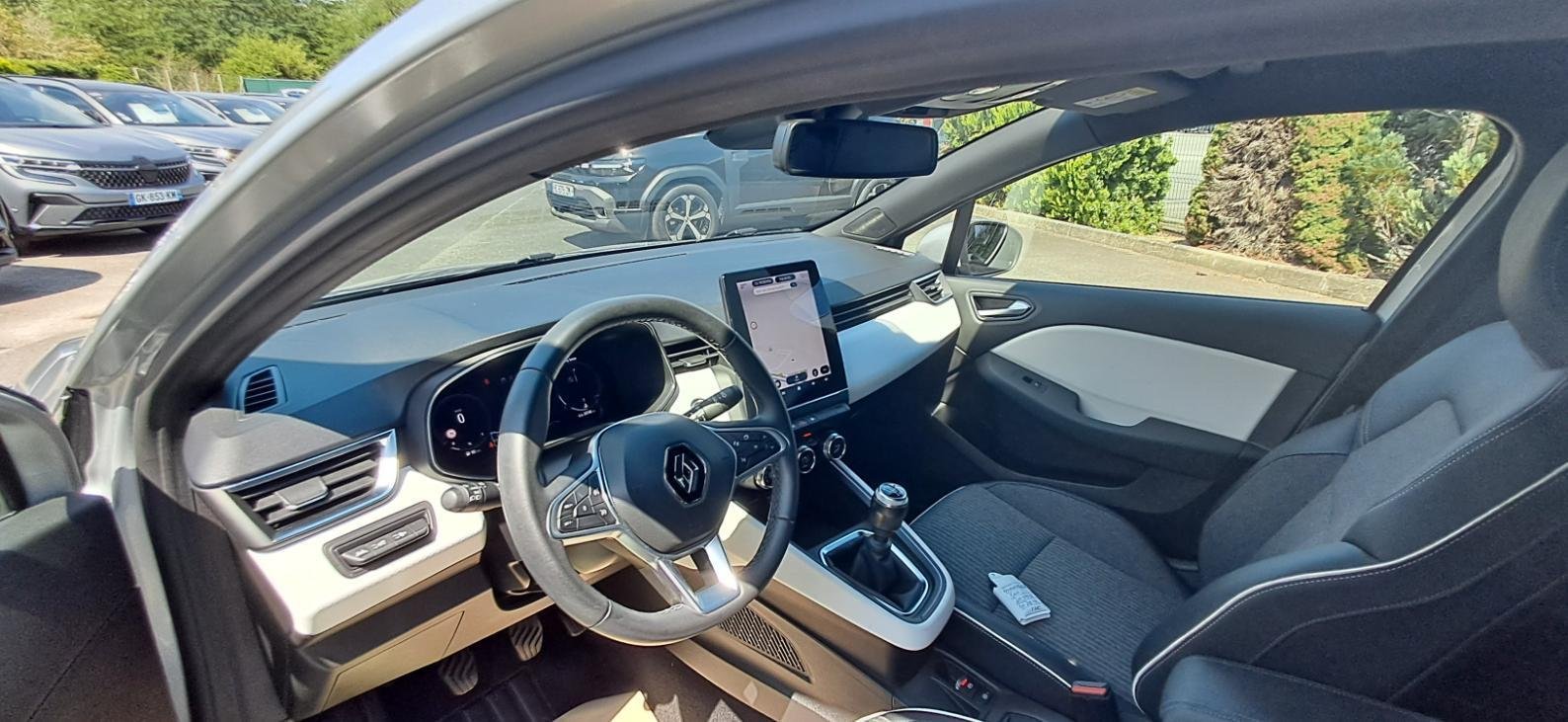 Renault Clio - Photo 12