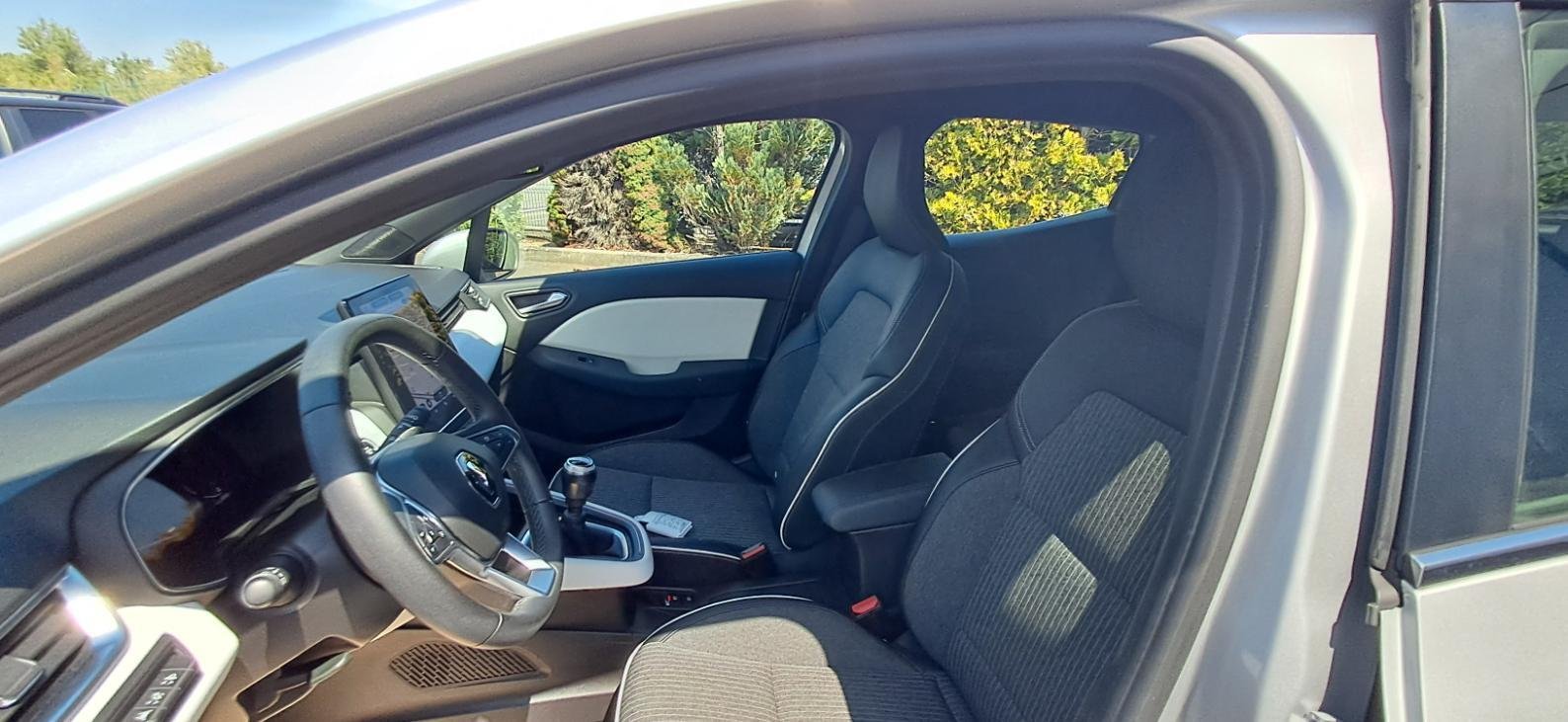 Renault Clio - Photo 13