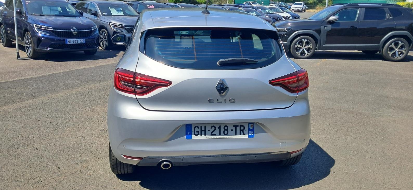 Renault Clio - Photo 5