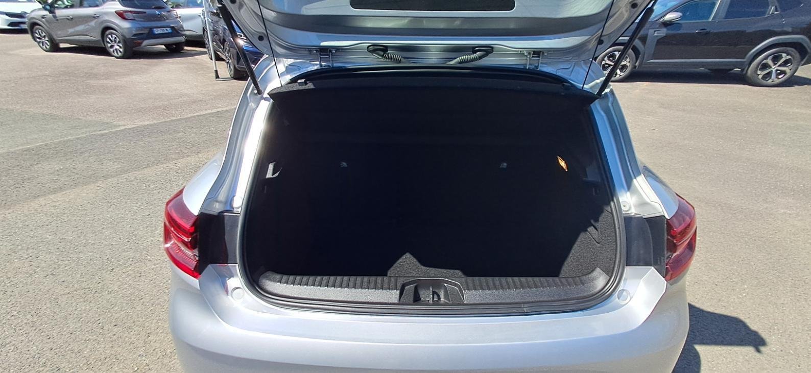 Renault Clio - Photo 8