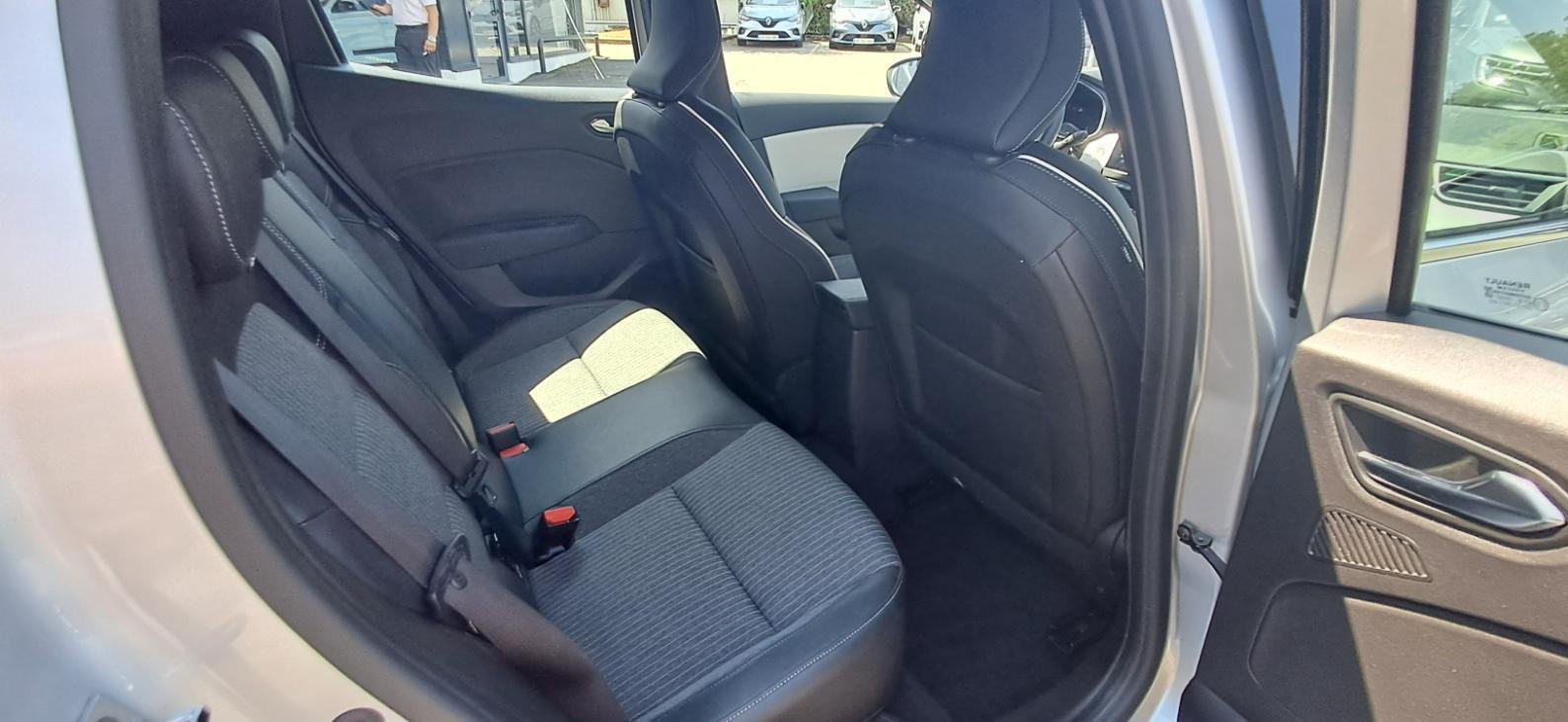 Renault Clio - Photo 10