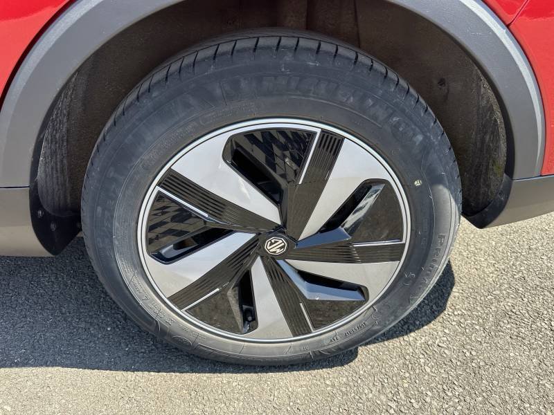 MG ZS - Photo 12