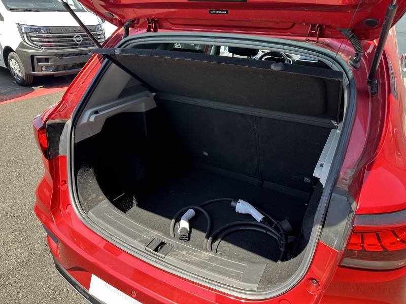 MG ZS - Photo 13