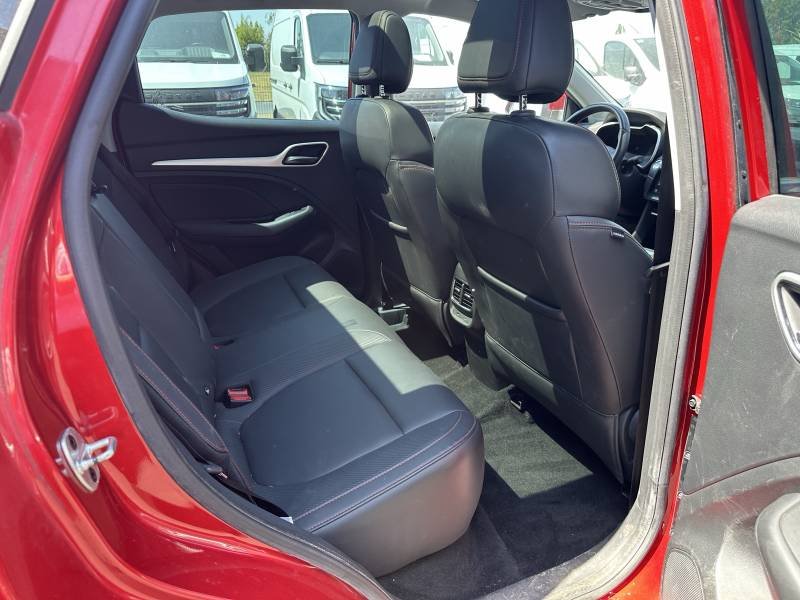 MG ZS - Photo 17